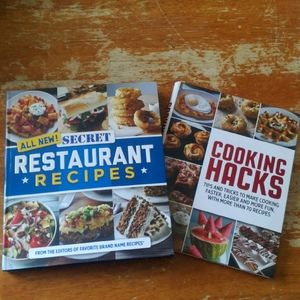 Bundle of 2 cookbooks